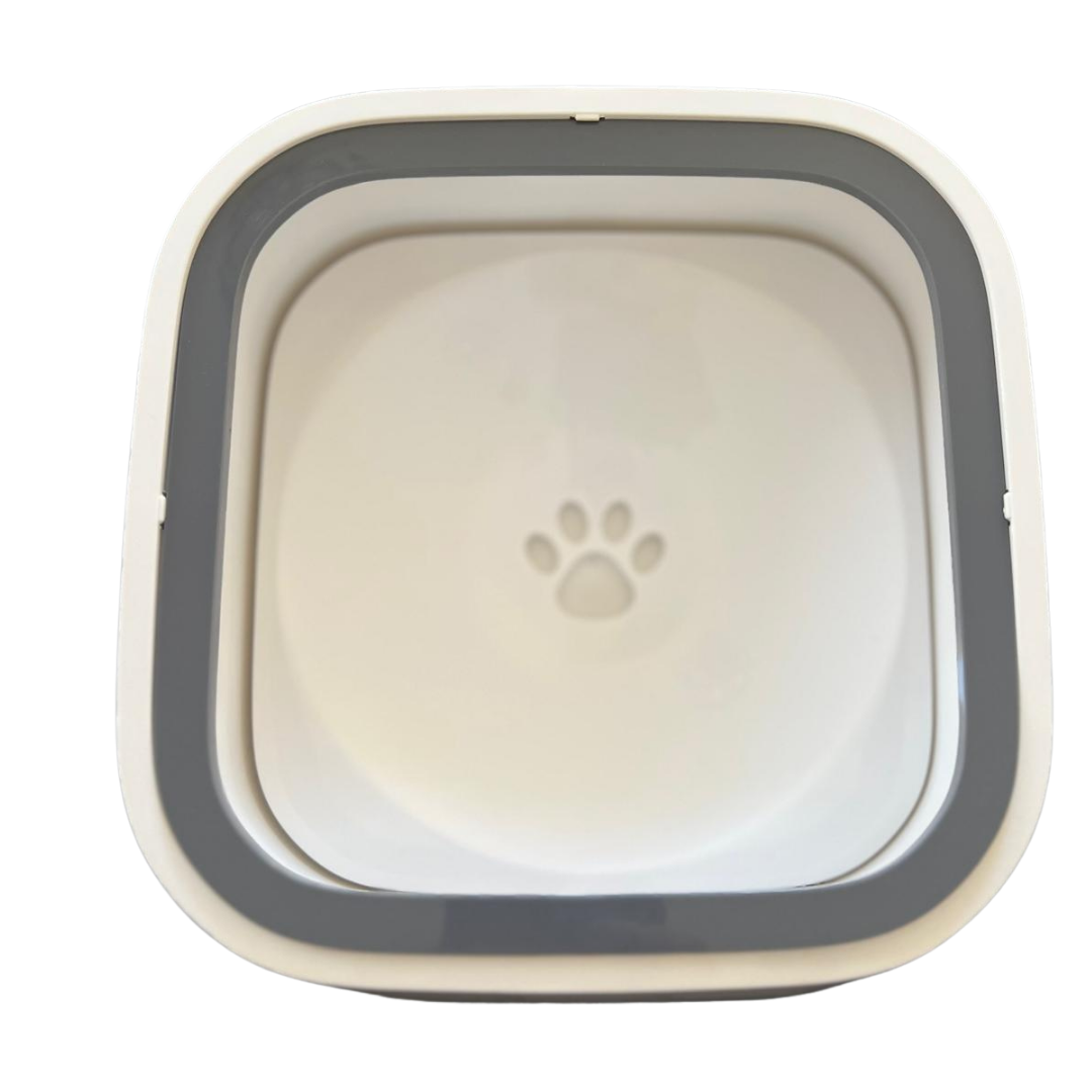 Splash Proof Pet Water Bowl 1.5 L with Anti-Slip Bottom